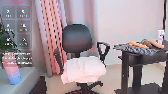 saray_reesee's cam snapshot