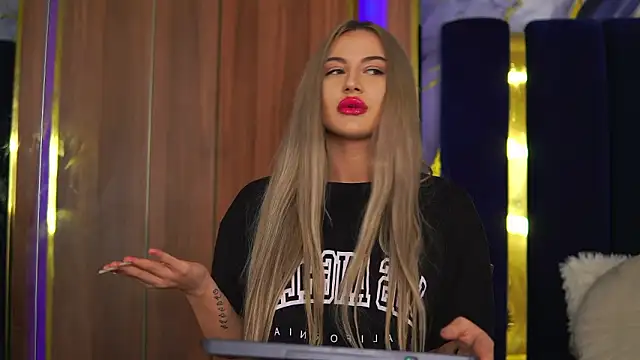 Chloe_GraceeX's cam snapshot