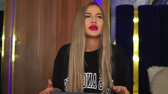 Chloe_GraceeX's cam snapshot