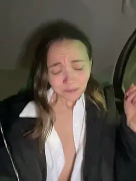 TheYourL's cam snapshot