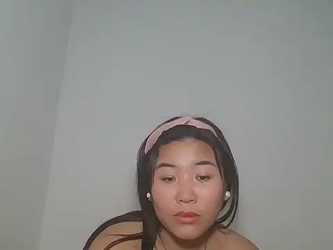 Zyeiii's cam snapshot