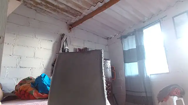 Larry-n-clouds live sex cam