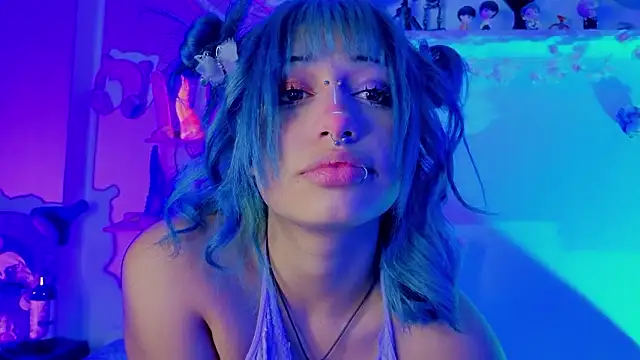 zoelight18's cam snapshot