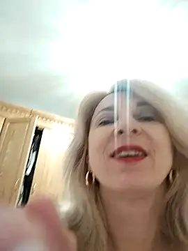 AhlyssaLove1155's cam snapshot