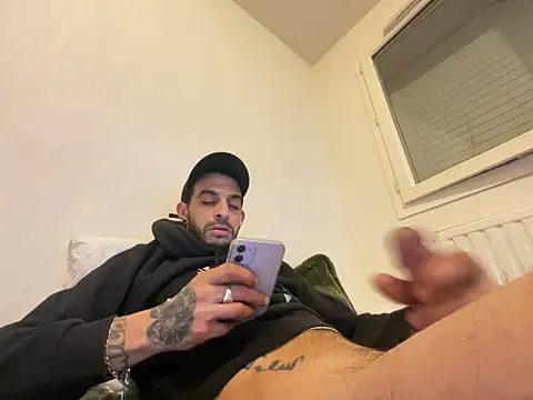 Rebeu313 live sex cam