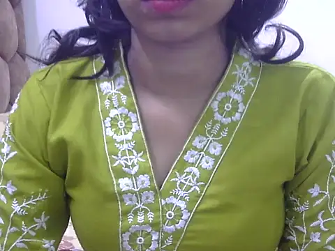 SONIYA_47 live sex cam