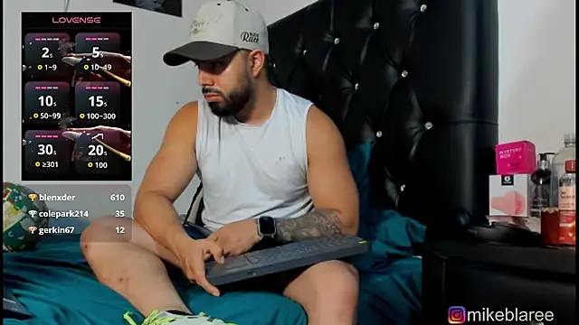 mikeblaree live sex cam
