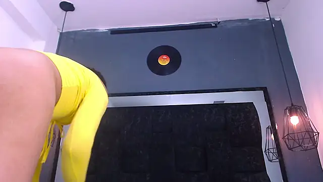 AndreaGil_ live sex cam