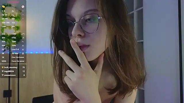 Xonalenei live sex cam
