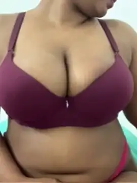 Hot_Wife-999's cam snapshot