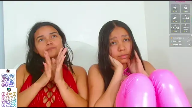 Itzel_Fisting live sex cam