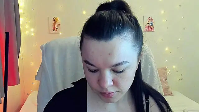 Mia_Mia999's cam snapshot