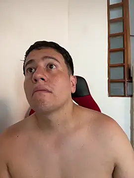 oliver_price1's cam snapshot