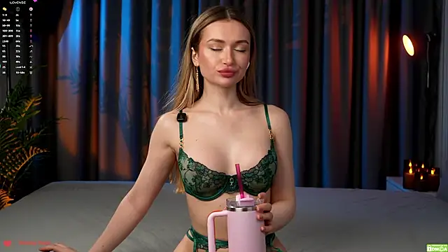 Healing_Hottie's cam snapshot