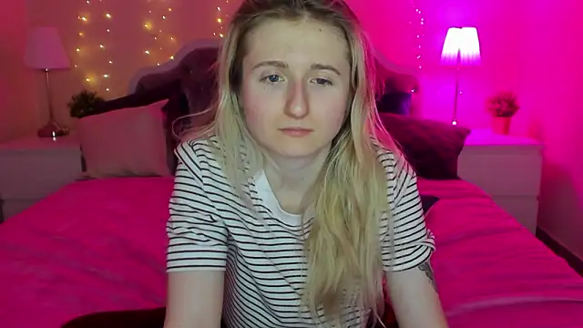 CamillaDreamer's cam snapshot