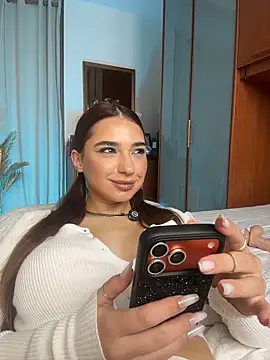 ItalianGirl's cam snapshot