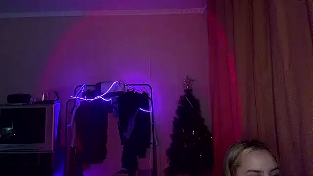 ZoraDearmon's cam snapshot