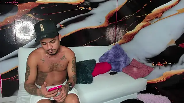 rich_dirty_sex69's cam snapshot