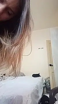 Pornoforpyros's cam snapshot