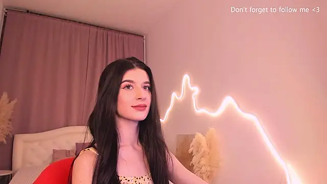 LauraCoy live sex cam