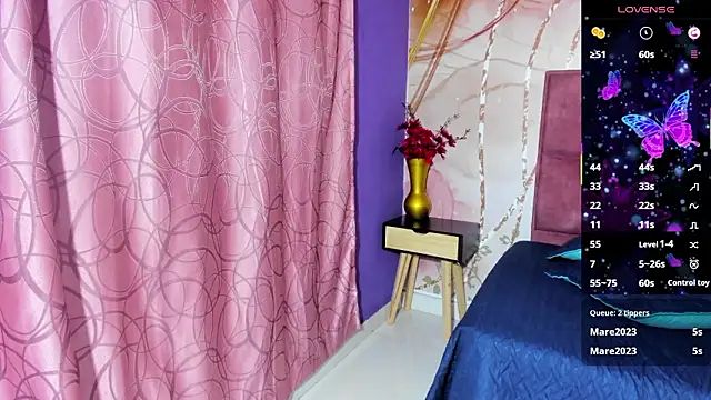 aby_divine's cam snapshot