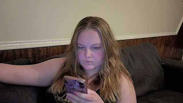 PhatAssBlond's cam snapshot