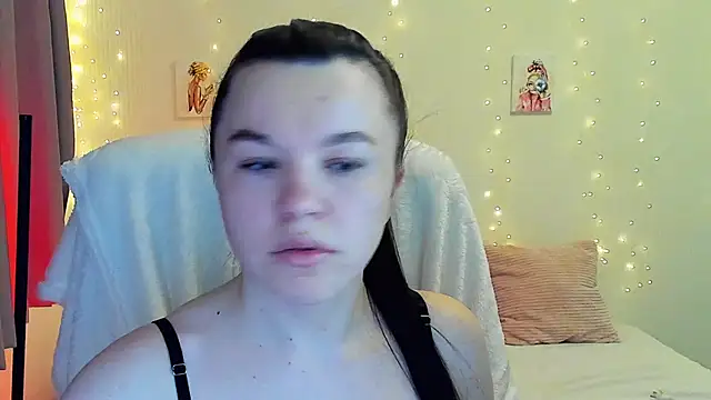 Mia_Mia999's cam snapshot