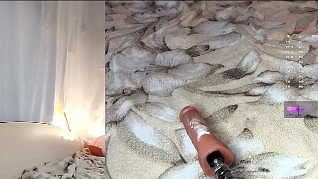 MaryjaneSpider's cam snapshot