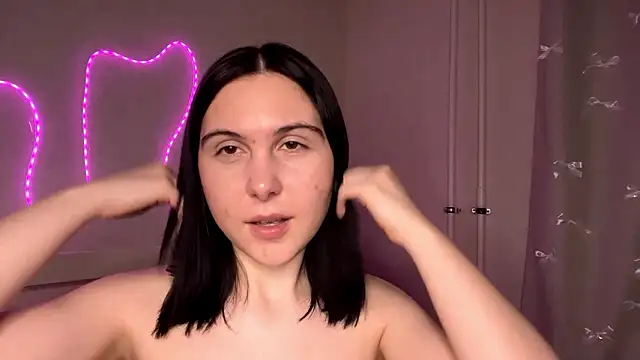 MyraLitterers's cam snapshot