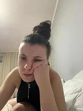 bunnythetailor live sex cam