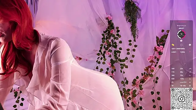 GildedKitten's cam snapshot