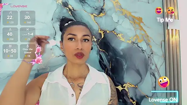 khiara_moretti live sex cam