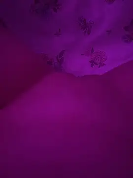 Business_pussy69's cam snapshot