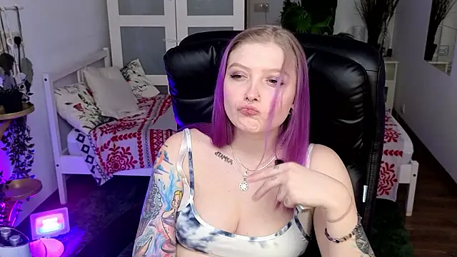 Kiki_shay live sex cam