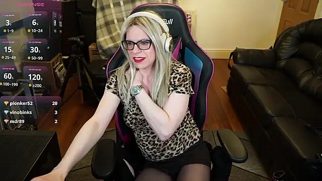 KelseyCobalt live sex cam