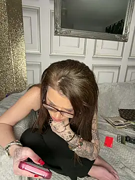 Demi_Lovex's cam snapshot