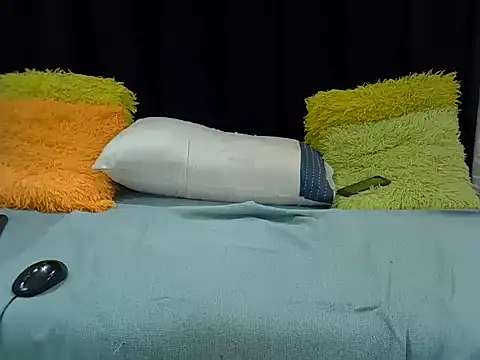 Sweetpeaches21's cam snapshot