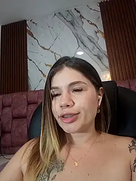 SweetMichel_'s cam snapshot