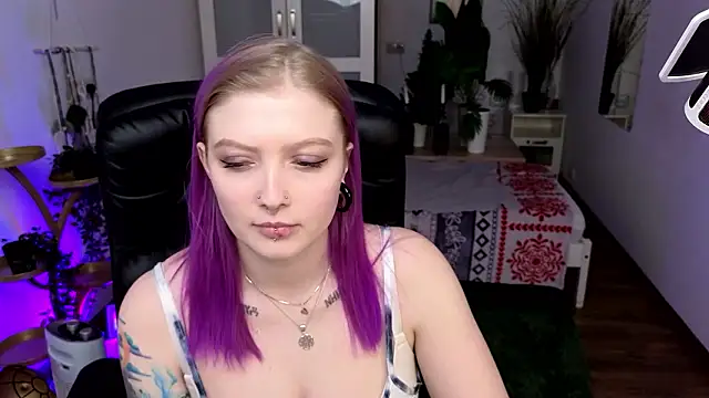 Kiki_shay live sex cam
