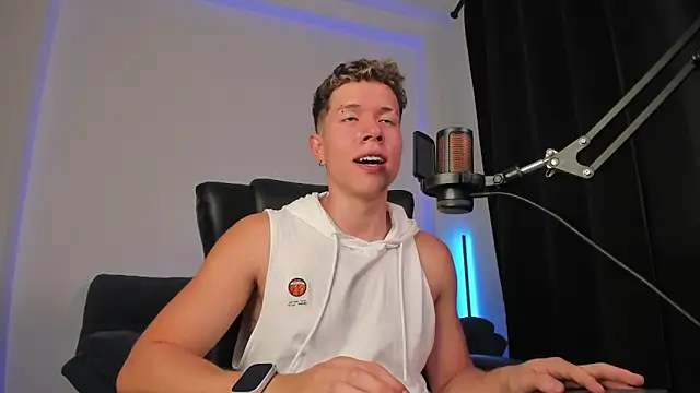 nathan_blake live sex cam