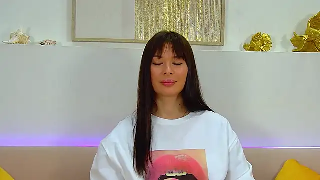 AlexandraBloom's cam snapshot