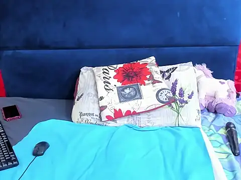 massive_booty25's cam snapshot