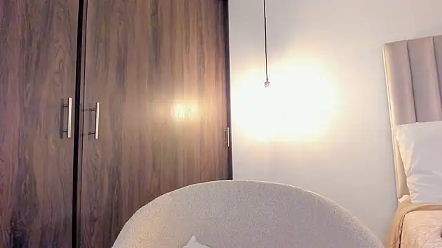 imsaraah's cam snapshot