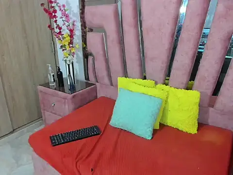 MaraKarly's cam snapshot