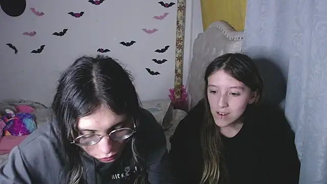 Briar_y_Blair live sex cam