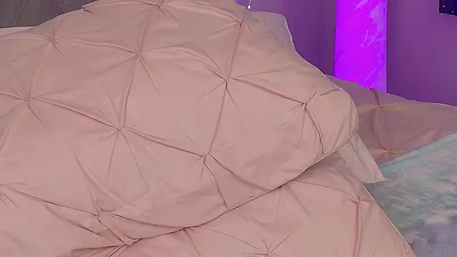 Kaitlyn_Winters's cam snapshot