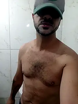 SMOKERBEASTBR live sex cam