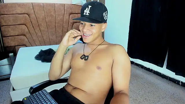 MATHY_ROBERT live sex cam