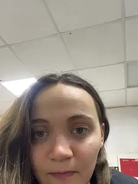 TheYourL live sex cam