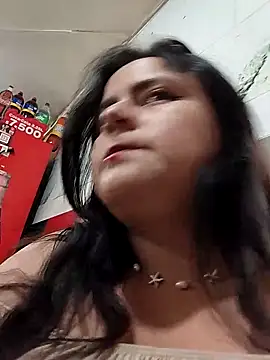 Emacollins_'s cam snapshot